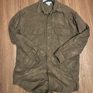 3/15. Men’s faux suede Button down M